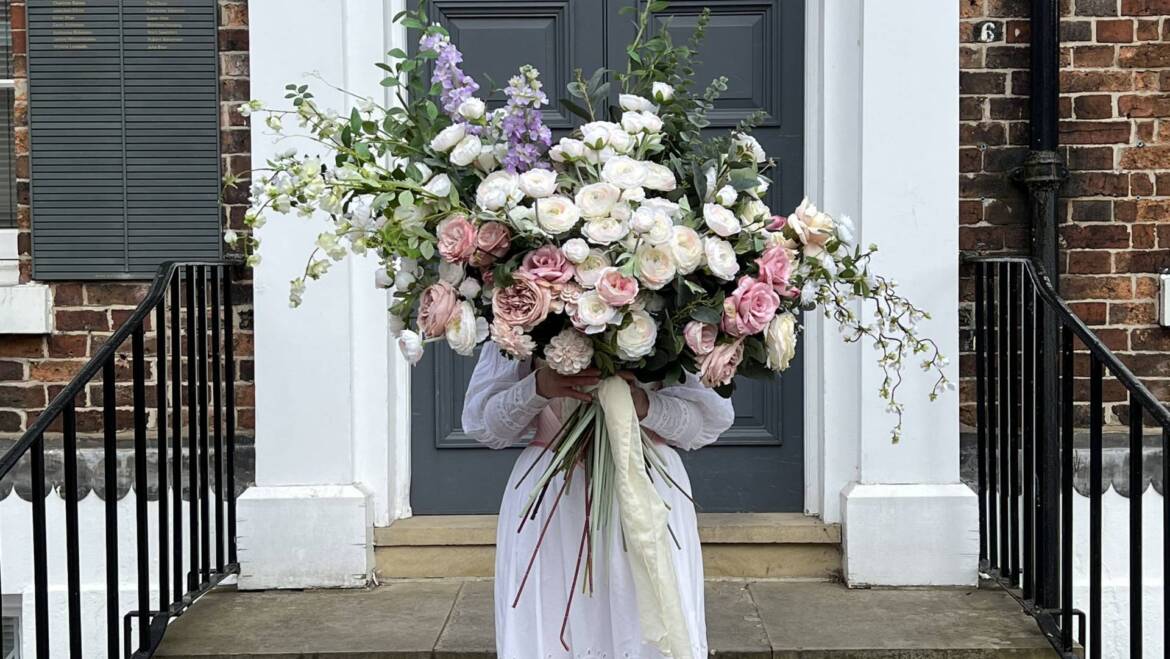 Impressive sized bouquet designed for exclusive occasions, can make a bold statement on any special day.