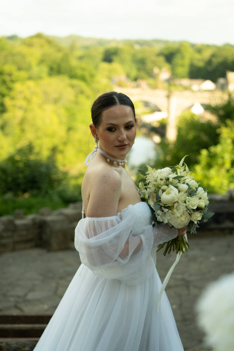 Soft and full bouquet, with delicate peonies and a gentle spring fragrance